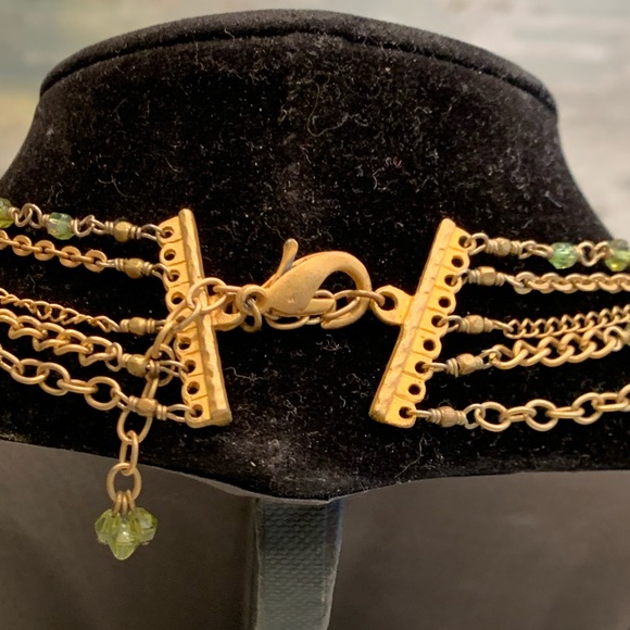 Vintage Choker Necklace with Green Peridot Stones - Picture 6 of 10